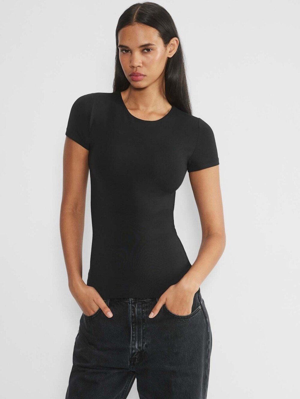 Aritzia Original Contour Marvel Crew T Shirt